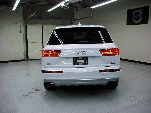 2017 Audi 4M Q7 - Image 5 of 20