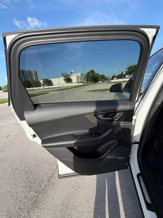 2017 Audi 4M Q7 - Image 18 of 18