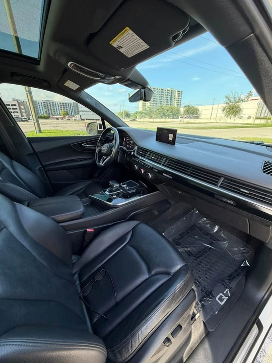 2017 Audi 4M Q7 - Image 7 of 18