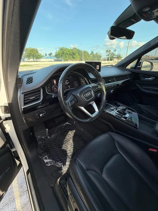 2017 Audi 4M Q7 - Image 4 of 18