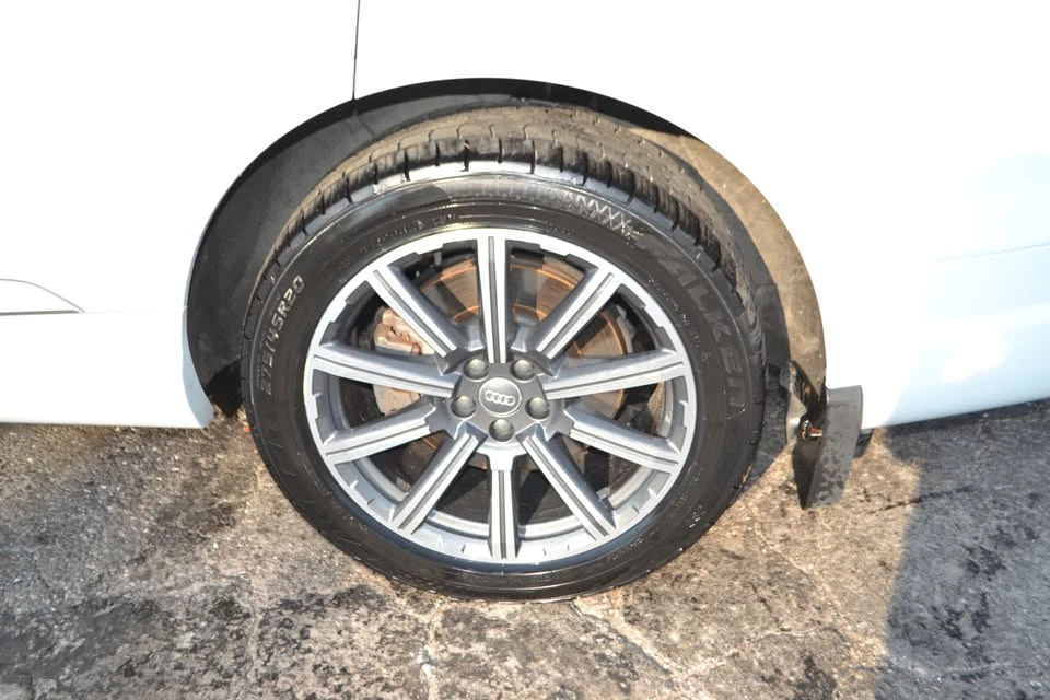 2017 Audi 4M Q7 - Image 6 of 20