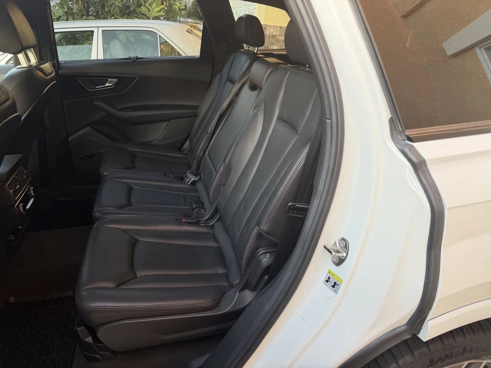 2017 Audi 4M Q7 - Image 9 of 21