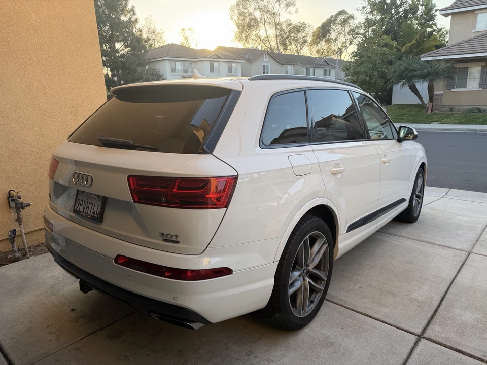 2017 Audi 4M Q7 - Image 4 of 21
