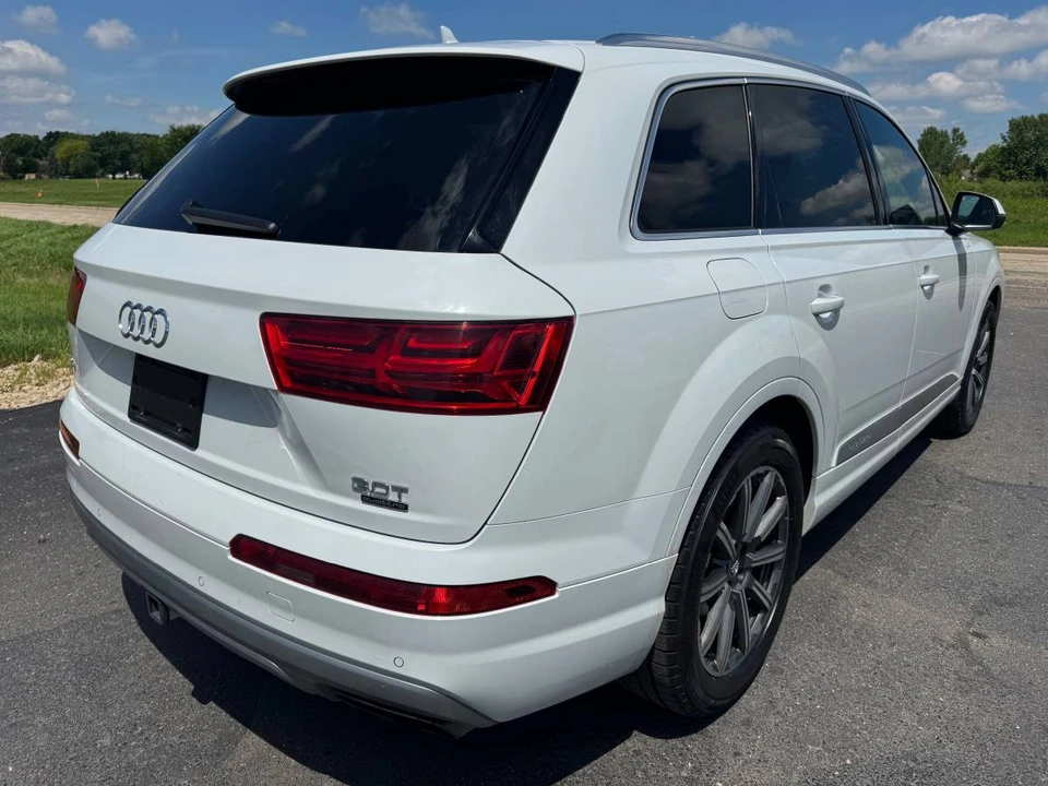 2017 Audi 4M Q7 - Image 5 of 21