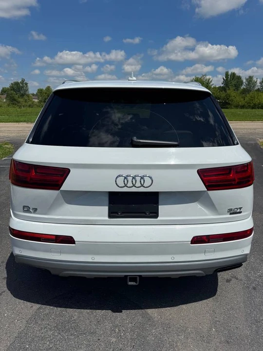 2017 Audi 4M Q7 - Image 4 of 21