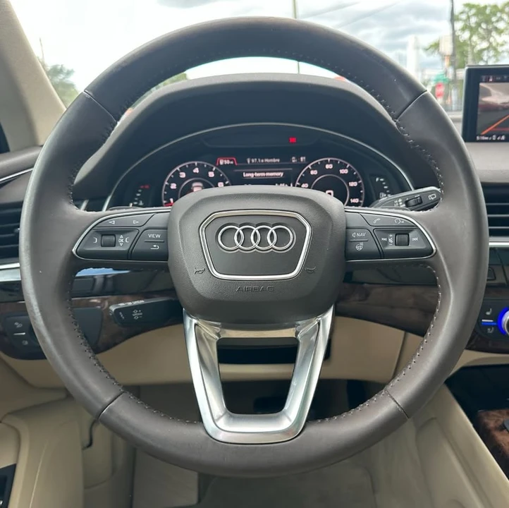2017 Audi 4M Q7 - Image 8 of 10
