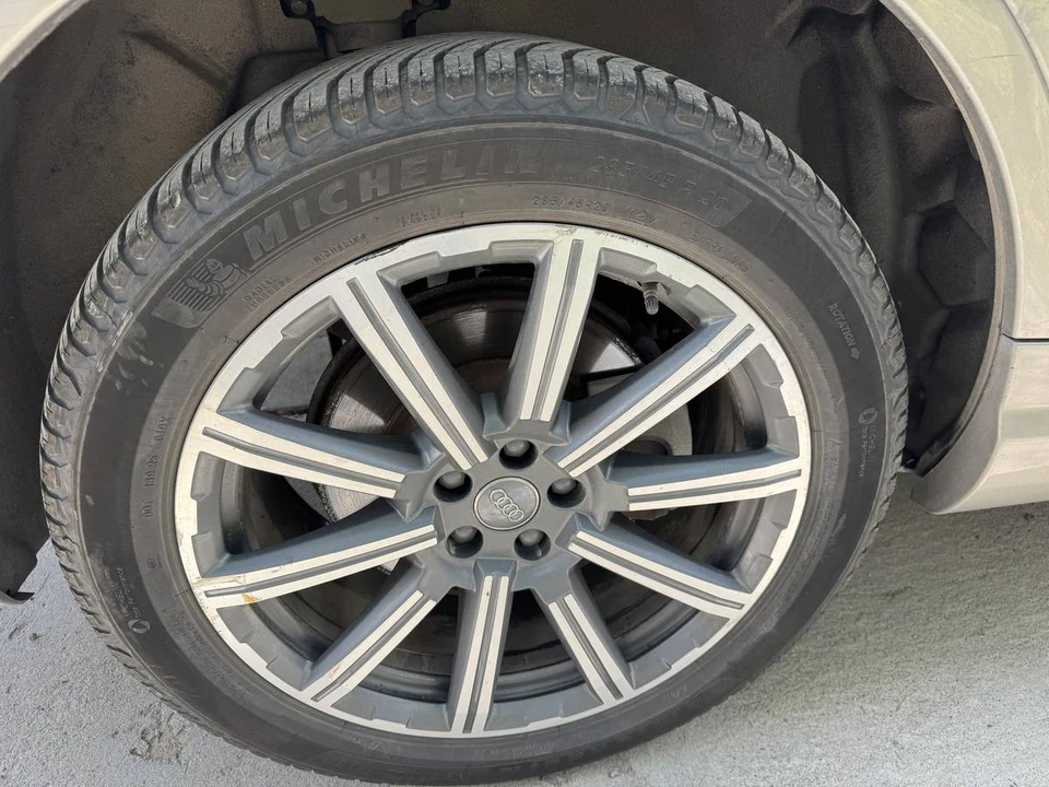 2017 Audi 4M Q7 - Image 12 of 23
