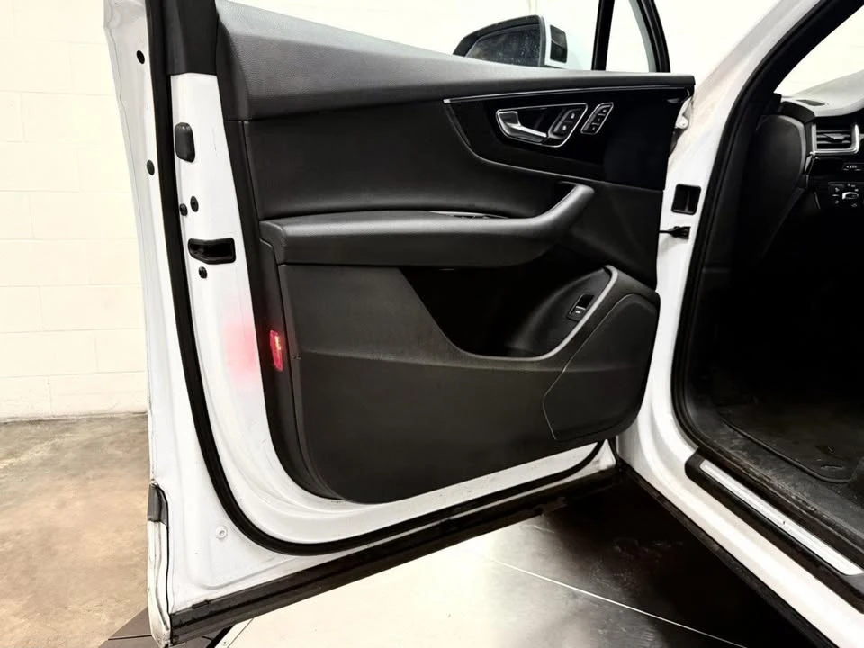 2017 Audi 4M Q7 - Image 11 of 20