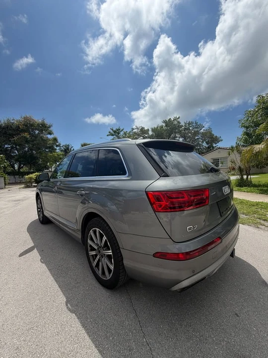 2017 Audi 4M Q7 - Image 6 of 9