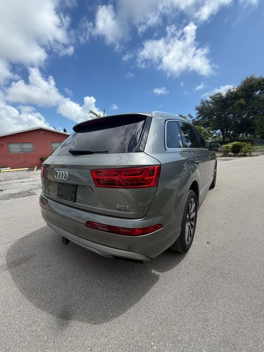 2017 Audi 4M Q7 - Image 4 of 9