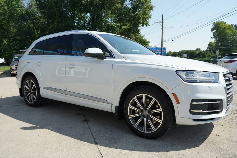 2017 Audi 4M Q7 - Image 4 of 20