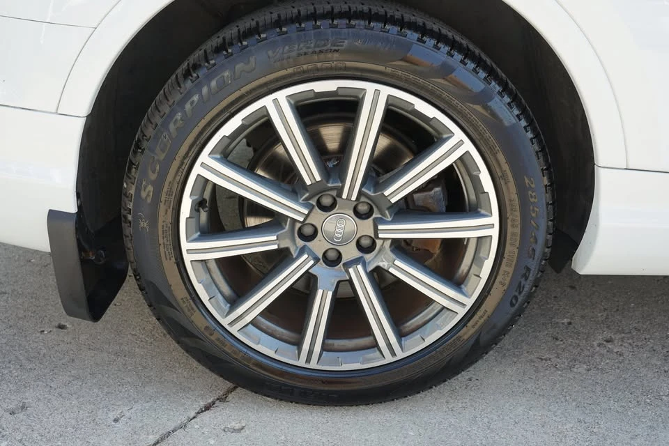 2017 Audi 4M Q7 - Image 12 of 20