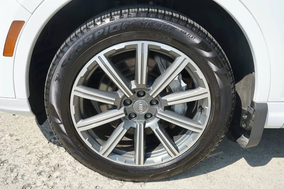 2017 Audi 4M Q7 - Image 10 of 20