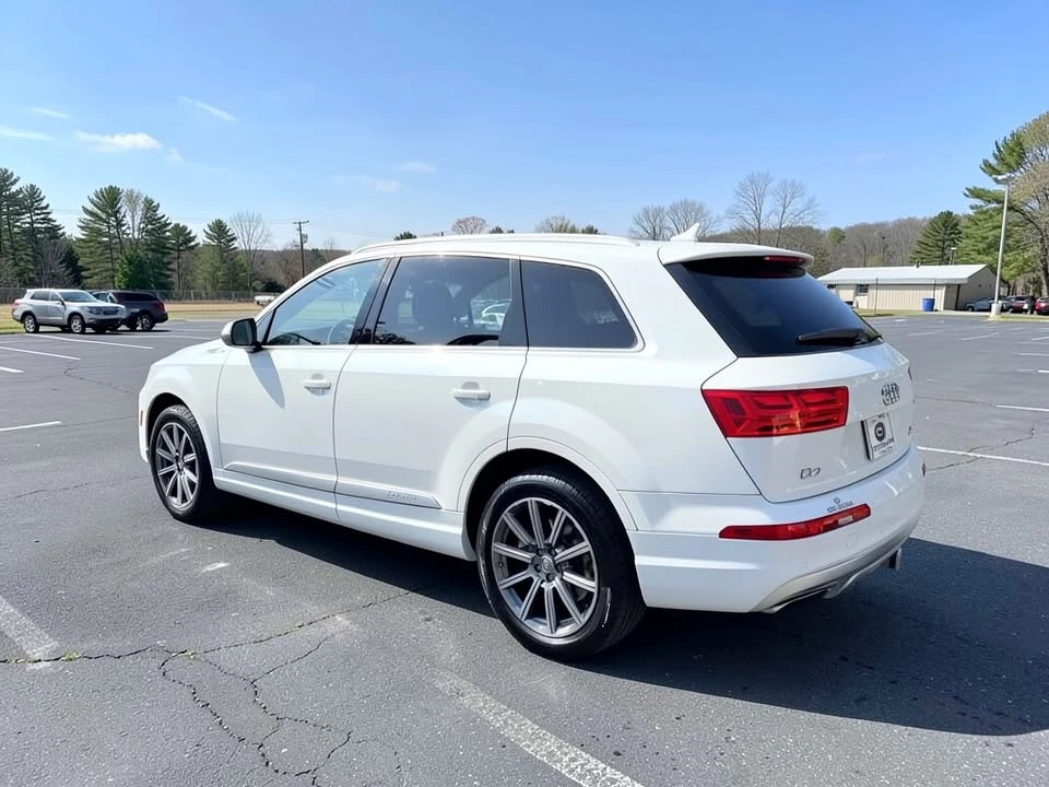 2017 Audi 4M Q7 - Image 5 of 15