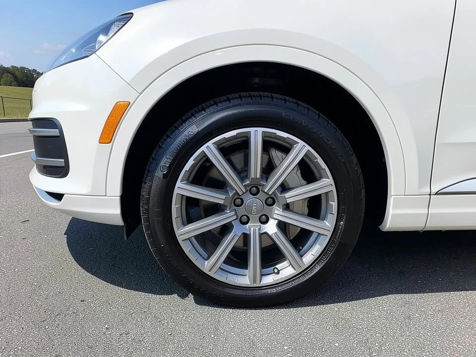 2017 Audi 4M Q7 - Image 9 of 15