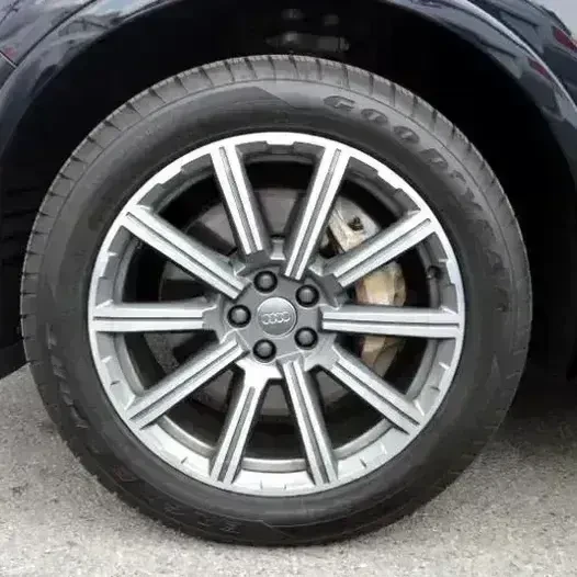 2017 Audi 4M Q7 - Image 10 of 11