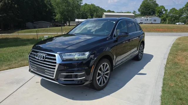 2017 Audi Q7 Premium Plus