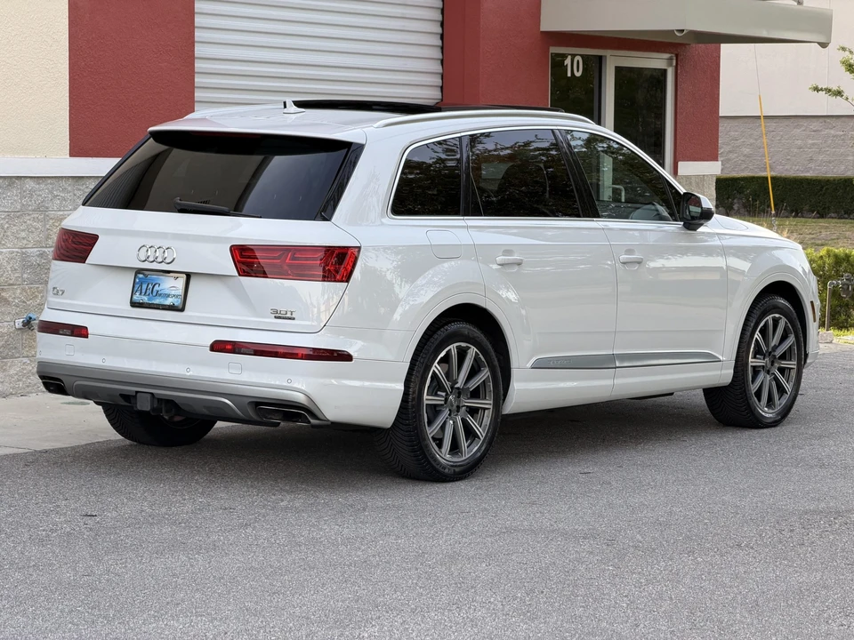 2017 Audi 4M Q7 - Image 17 of 31