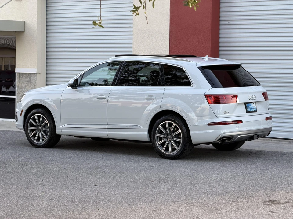 2017 Audi 4M Q7 - Image 13 of 31