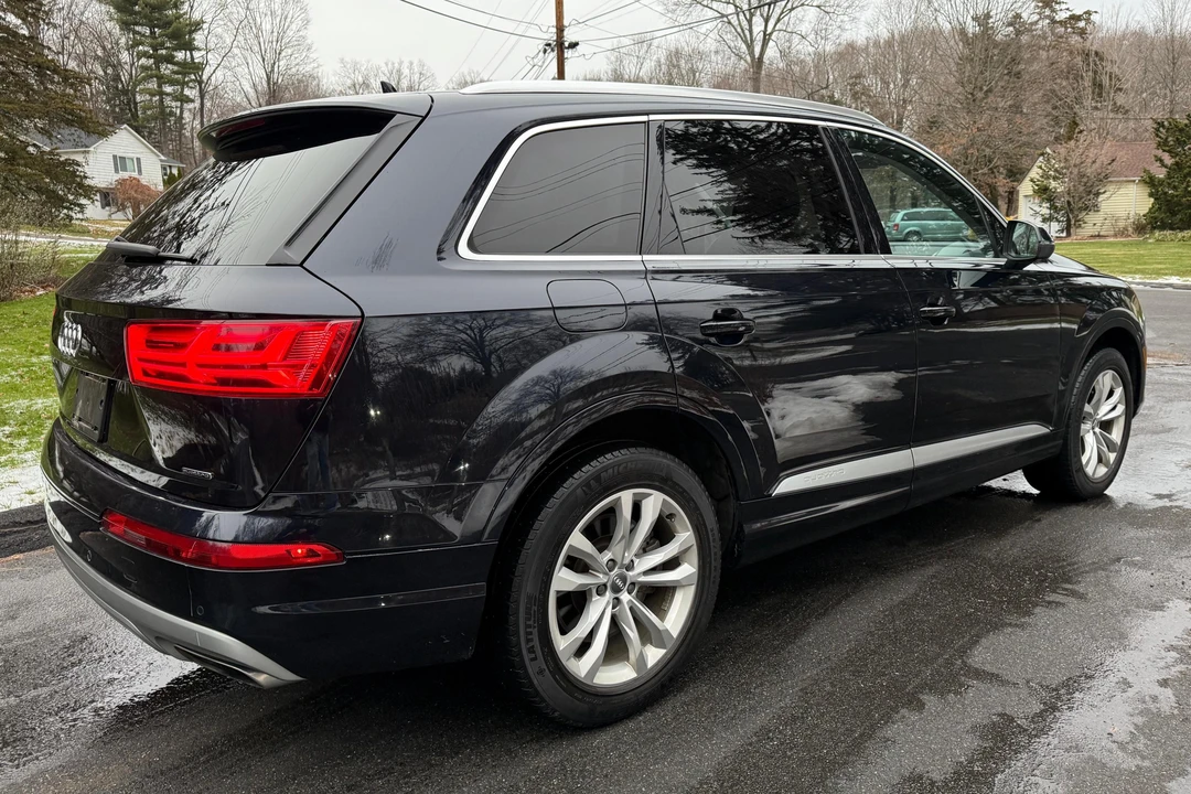 2017 Audi 4M Q7 - Image 4 of 31