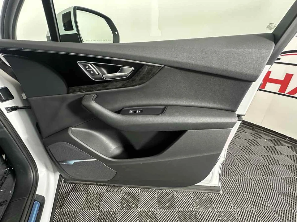 2017 Audi 4M Q7 - Image 16 of 21