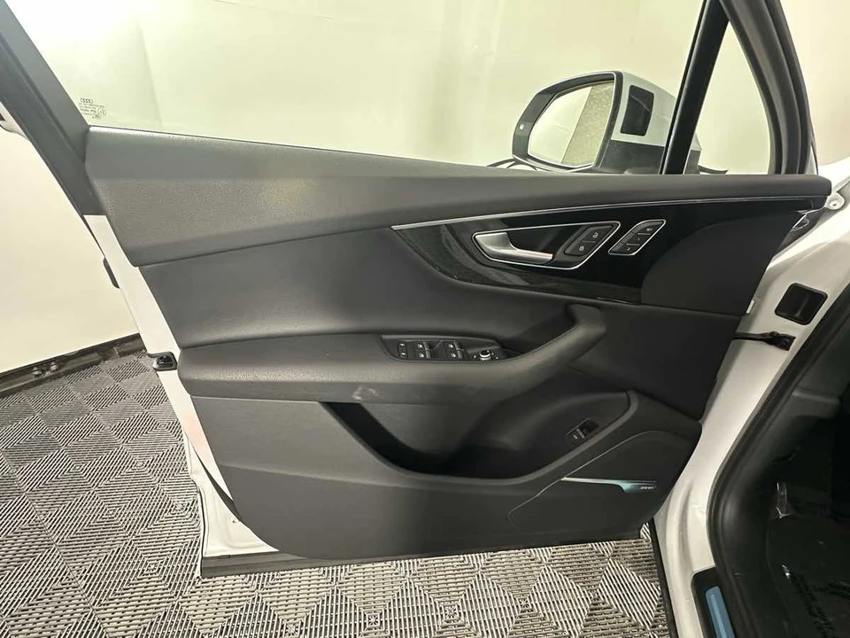 2017 Audi 4M Q7 - Image 15 of 21