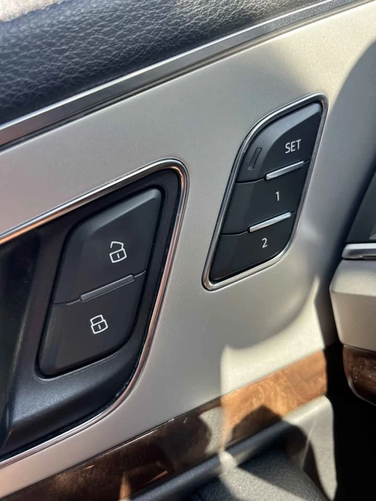 2017 Audi 4M Q7 - Image 8 of 13
