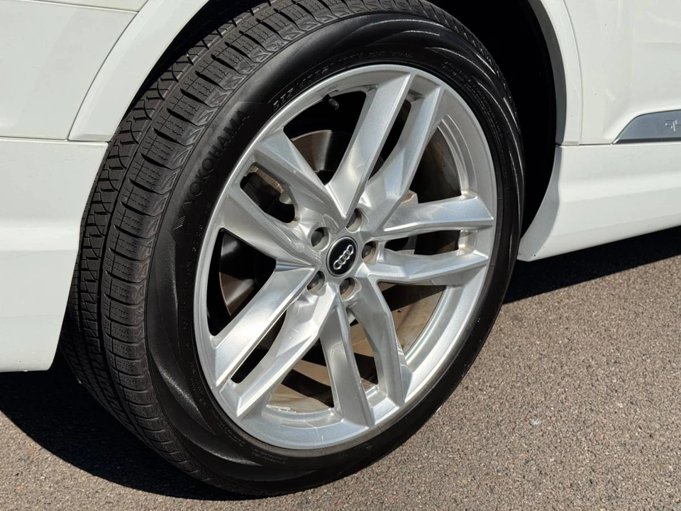 2017 Audi 4M Q7 - Image 5 of 23