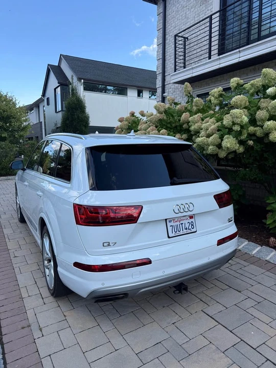 2017 Audi 4M Q7 - Image 2 of 16