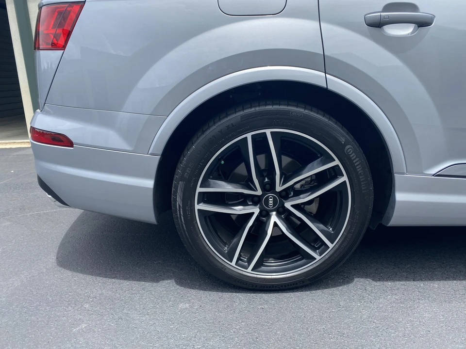 2017 Audi 4M Q7 - Image 29 of 31
