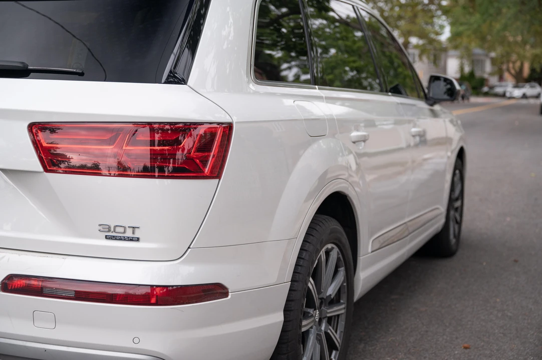 2017 Audi 4M Q7 - Image 16 of 31