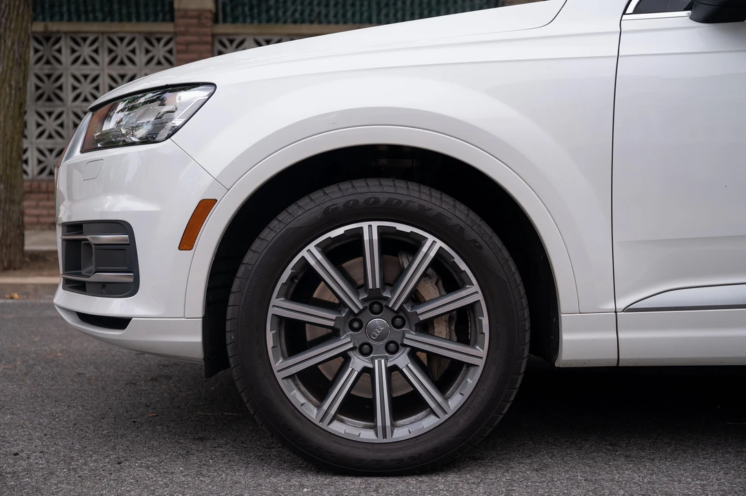2017 Audi 4M Q7 - Image 17 of 31