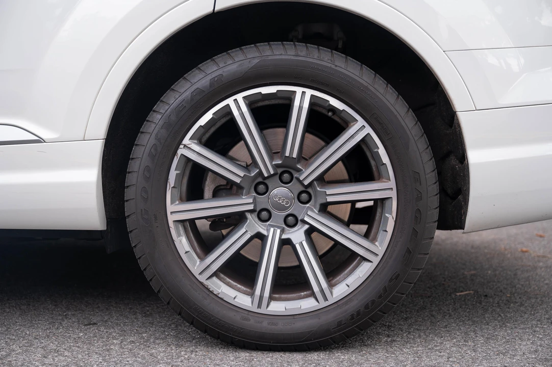 2017 Audi 4M Q7 - Image 18 of 31