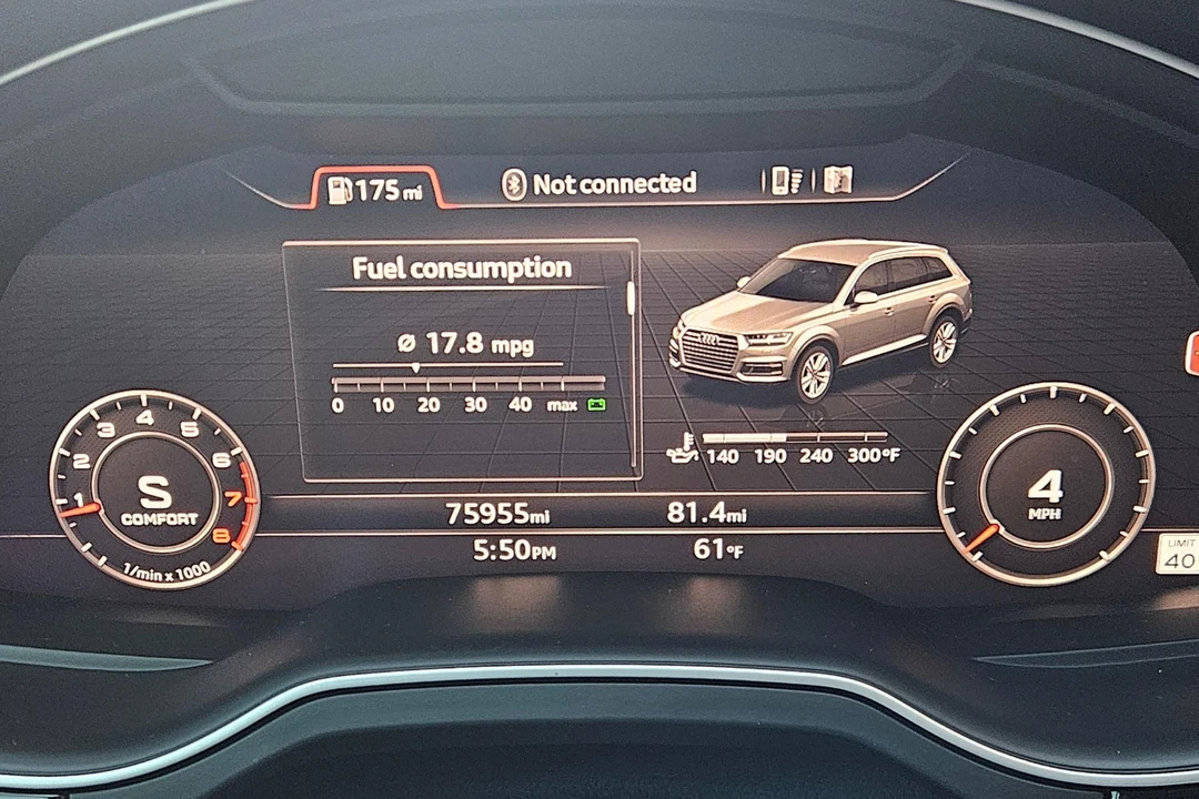 2017 Audi 4M Q7 - Image 24 of 31