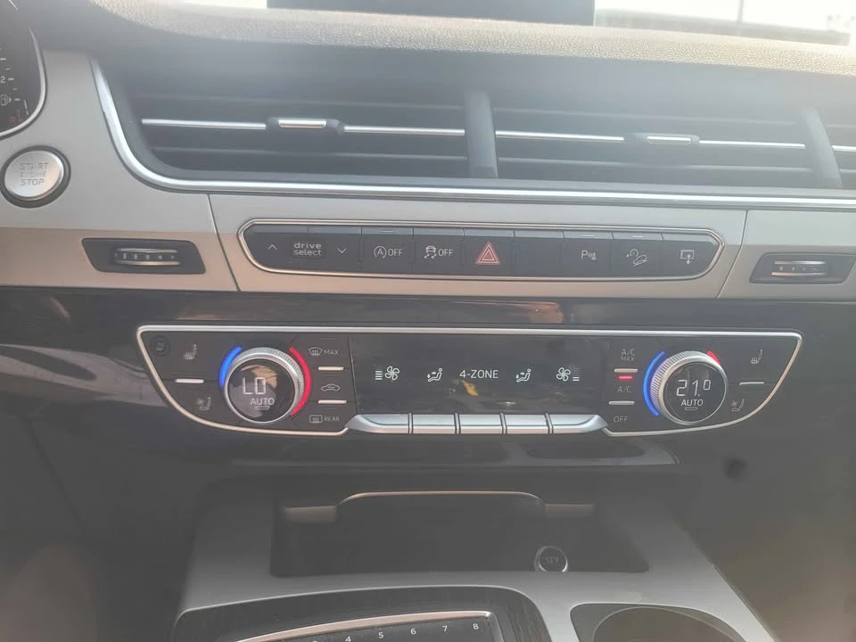 2017 Audi 4M Q7 - Image 10 of 15
