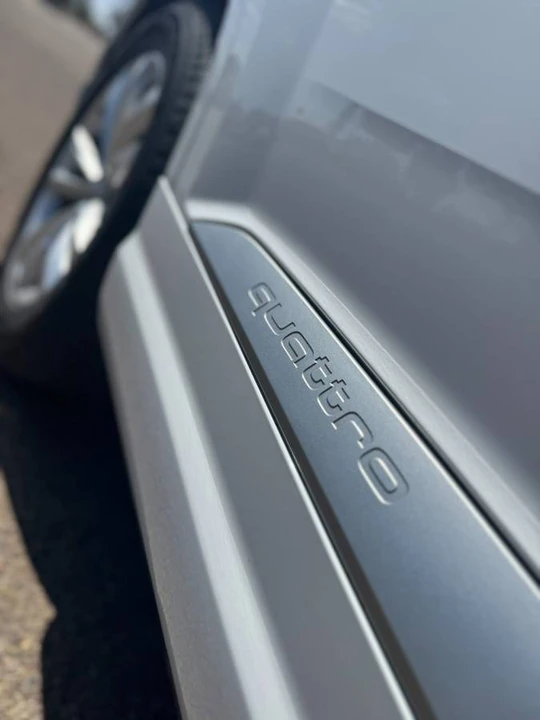 2017 Audi 4M Q7 - Image 17 of 24