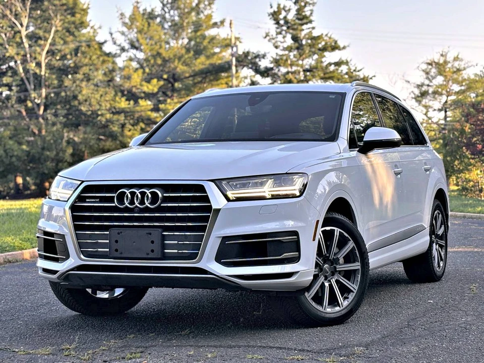2017 Audi 4M Q7 - Image 2 of 22