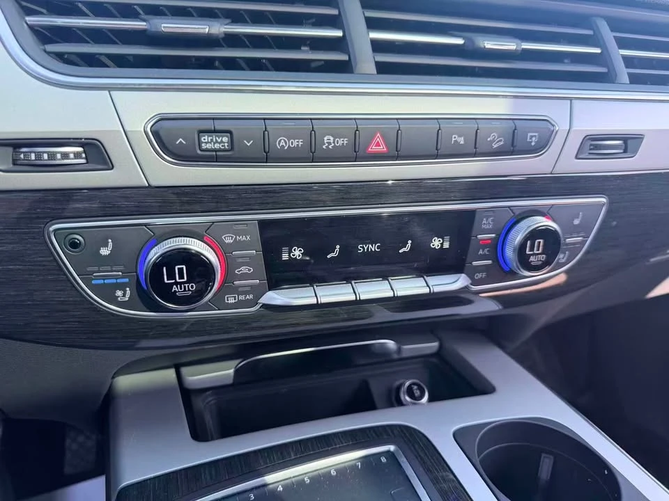 2017 Audi 4M Q7 - Image 14 of 20