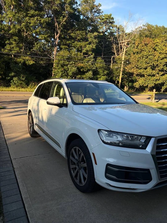 2017 Audi 4M Q7 - Image 2 of 11