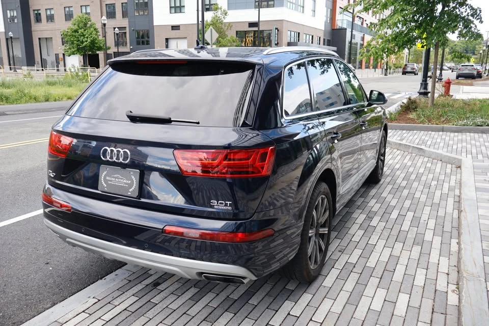 2017 Audi 4M Q7 - Image 4 of 20