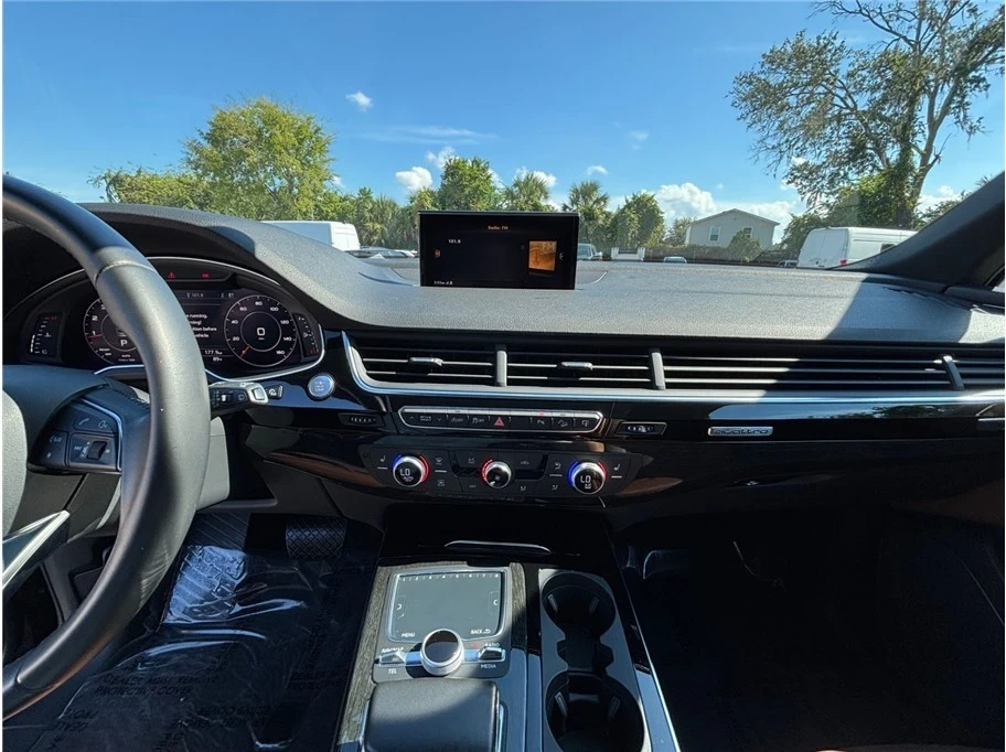2017 Audi 4M Q7 - Image 11 of 21