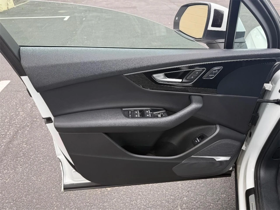 2017 Audi 4M Q7 - Image 11 of 31