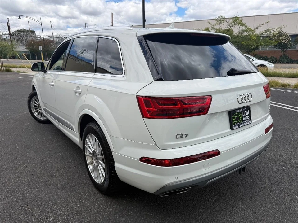 2017 Audi 4M Q7 - Image 7 of 31