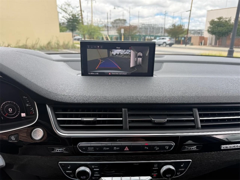 2017 Audi 4M Q7 - Image 29 of 31