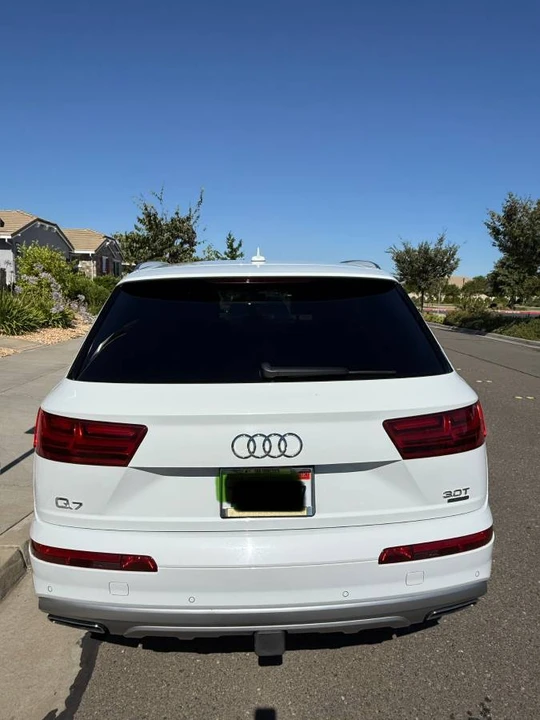 2017 Audi 4M Q7 - Image 2 of 24