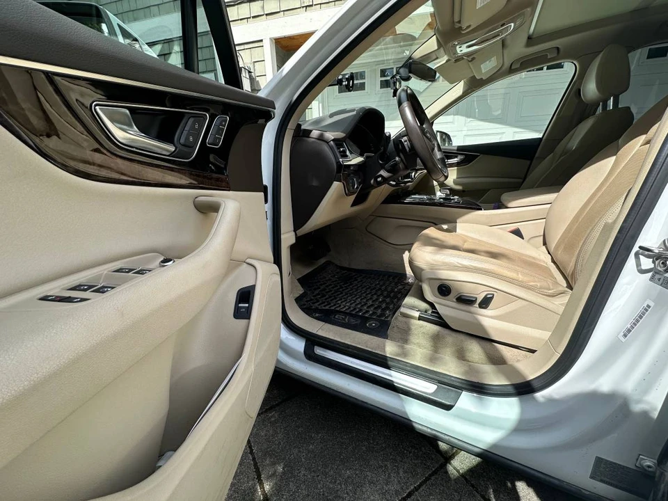 2017 Audi 4M Q7 - Image 4 of 8
