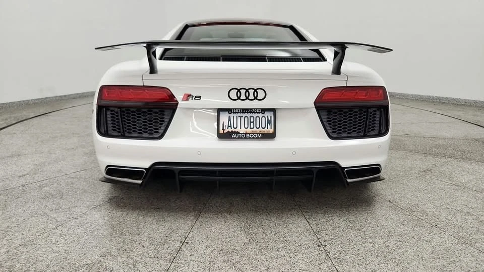 2017 Audi 4S R8 - Image 17 of 20