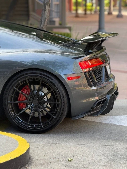 2017 Audi 4S R8 - Image 12 of 19