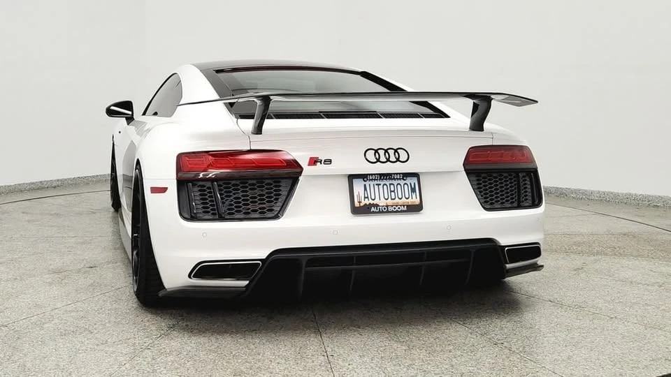 2017 Audi 4S R8 - Image 4 of 20