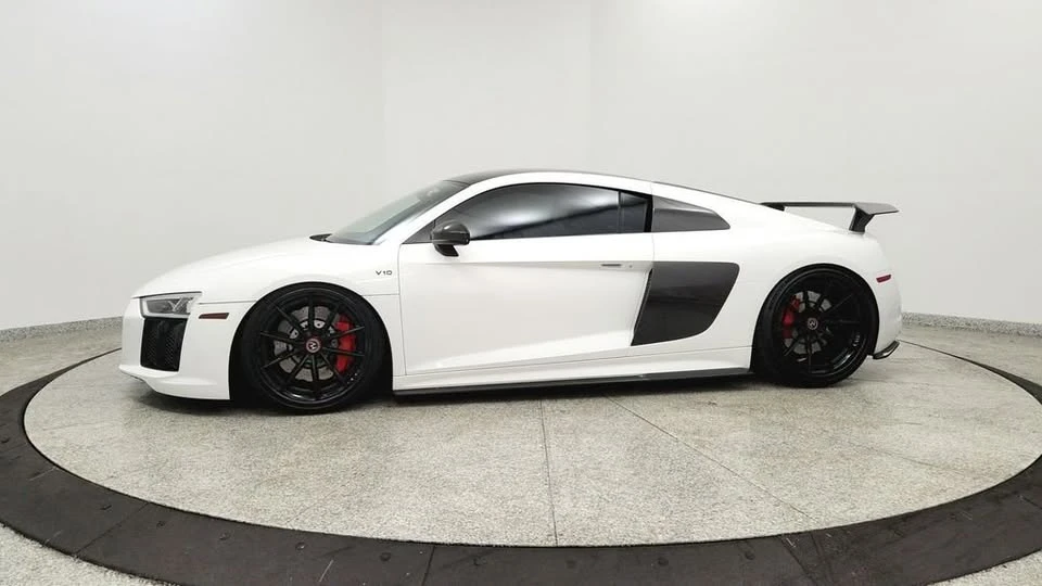 2017 Audi 4S R8 - Image 2 of 20